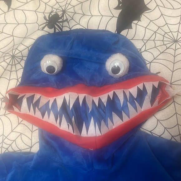 Huggy Wugguy shark New without tags costume - Picture 2 of 7